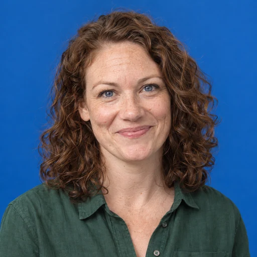 Olivia Bennett, fictional city editor persona